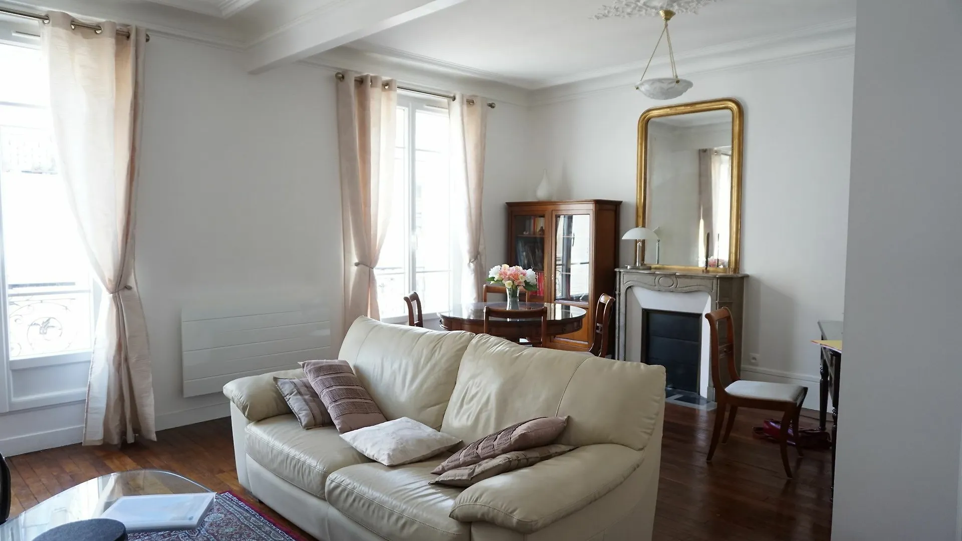 Vaugirard - 2 Pieces - Paris 15 Apartamento 0*,
